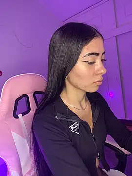 AMBERBUNNY  online show from April 2026 01:04:01 PM