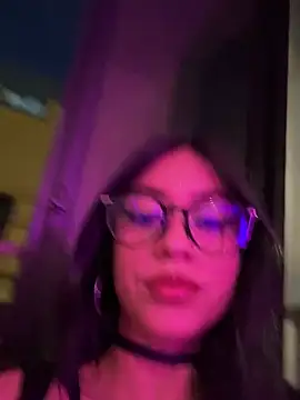 Kattze  online show from April 2026 11:38:02 PM