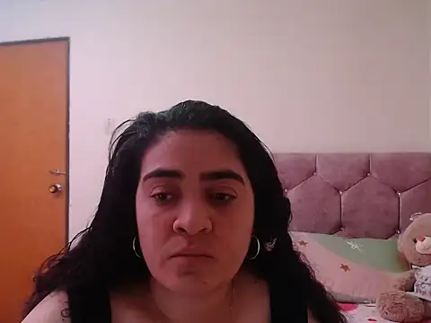 Mabbe07 online show from April 2026 01:33:01 AM