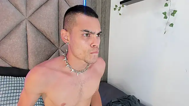 RomeoBoselli   online show from April 2026 07:52:02 PM