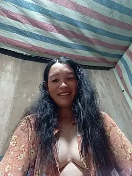 Snapshot of vanlucky2 chatting on July 2026 03:54:02 AM vanlucky2 online show from July 2026 03:54:02 AM