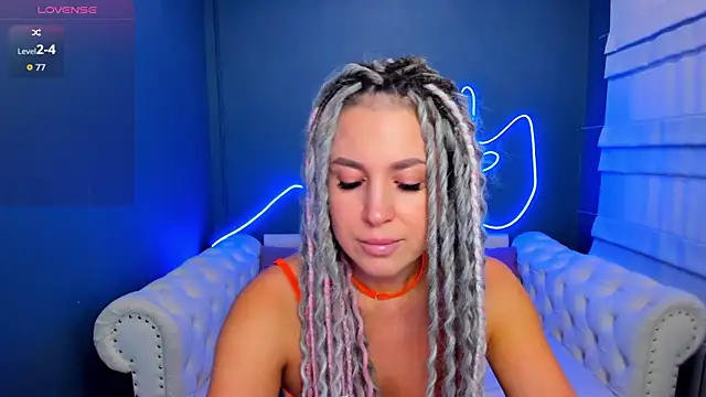 Fire  Dancer online show from April 2026 01:33:01 AM