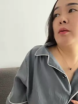 Snapshot of beibei-10 chatting on May 2026 06:52:01 AM beibei-10 online show from May 2026 06:52:01 AM