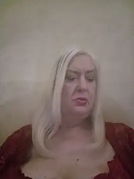 Julia20X online show from June 2026 10:25:02 AM