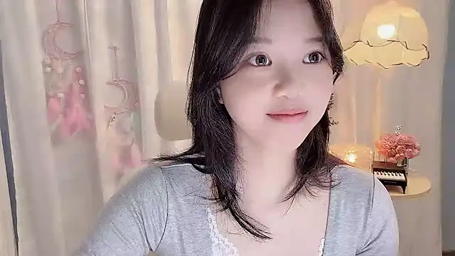 Xiaoqing00 online show from July 2026 05:00:02 AM