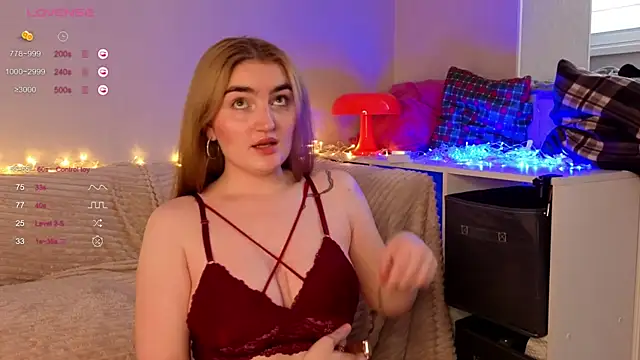 sweetandcuteee online show from April 2026 11:58:01 AM