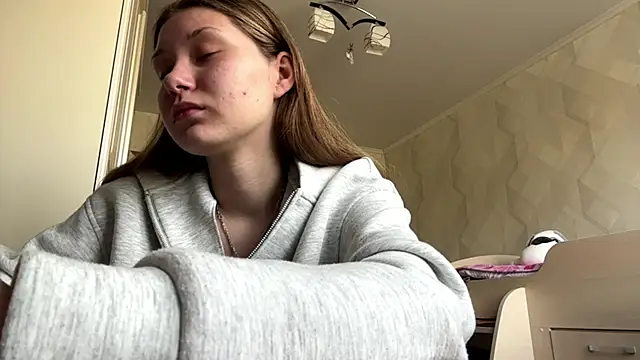 UncaringArtery online show from April 2026 06:08:01 AM