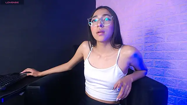 Violett1126 online show from July 2026 07:23:02 AM