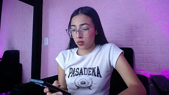 Violett1126 online show from July 2026 03:15:01 AM