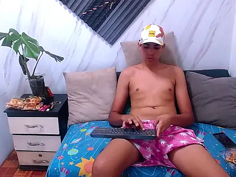 Lukaz Caballero online show from May 2026 04:23:01 PM