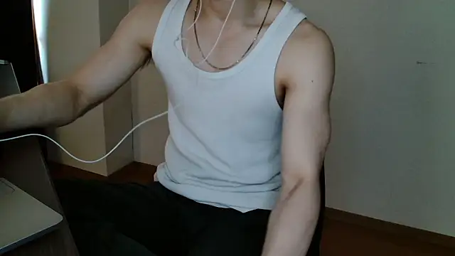 Snapshot of LEO1955 chatting on April 2026 07:11:01 AM LEO1955 online show from April 2026 07:11:01 AM