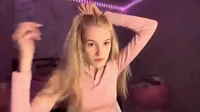 Ketris Drewerses online show from April 2026 01:12:02 PM