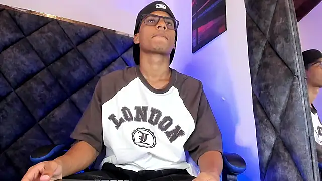 LiamKron online show from July 2026 11:16:02 AM