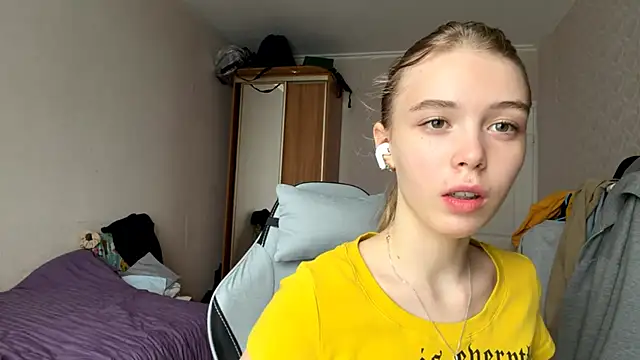 HebrewRiding online show from June 2026 07:38:01 AM