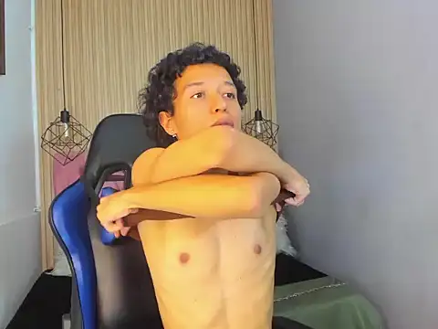 NobaCortez online show from April 2026 06:10:01 PM