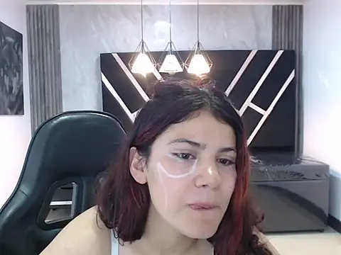 Scarlett jhonson ch online show from April 2026 03:17:01 PM