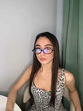 ItsAshly  online show from April 2026 02:10:01 PM