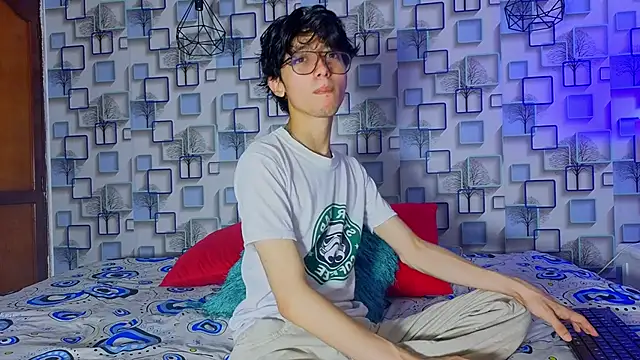 Twink Sebas7 online show from April 2026 12:21:02 PM