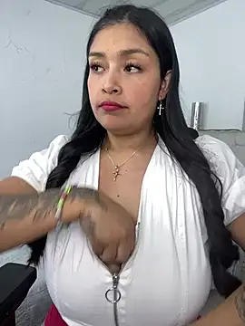 Simplemente Aurora online show from June 2026 08:47:01 PM