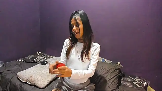 Indianteezerr online show from June 2026 04:49:02 PM