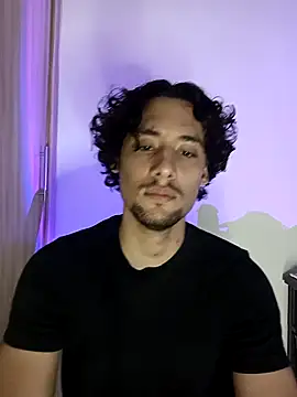 Emilprime online show from April 2026 03:33:01 AM