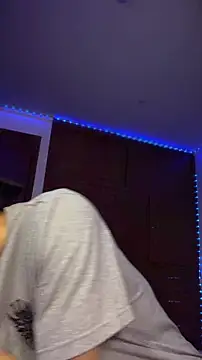 RoughDiamond  online show from April 2026 11:49:02 PM