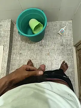  younger couples  online show from April 2026 09:32:01 PM