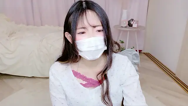 Satomi nn online show from April 2026 12:22:01 AM