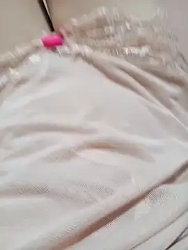 Suri-sexywett online show from April 2026 11:32:02 PM