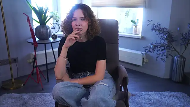 AgathaCarra online show from April 2026 11:15:01 AM