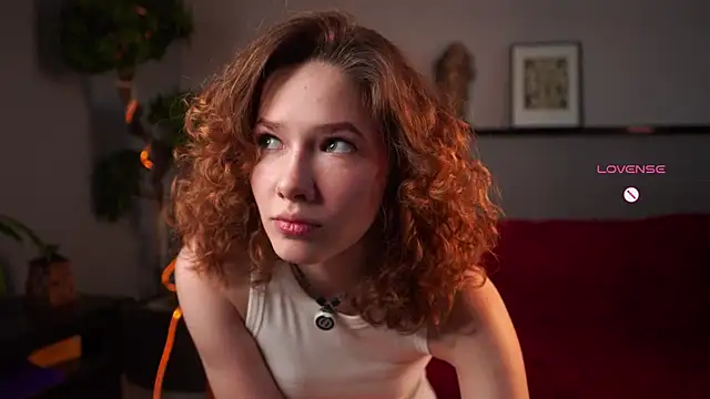 AgathaCarra online show from June 2026 02:33:01 PM