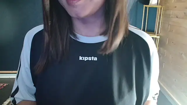 NicoleLove  online show from July 2026 03:50:01 PM