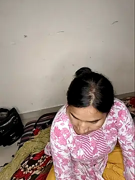 Hot night online show from April 2026 06:44:02 PM