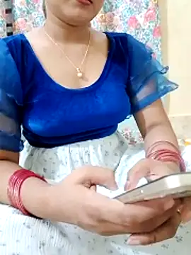 SilverQueen2 online show from April 2026 03:25:01 PM