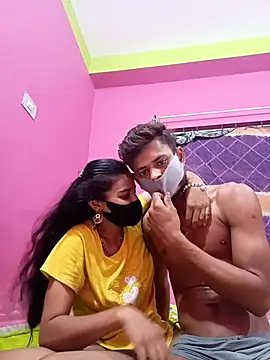 Hot-Couple4 online show from April 2026 04:54:01 PM