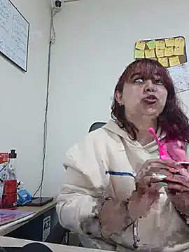 Snapshot of AliceScoot_ chatting on June 2026 02:36:02 AM AliceScoot online show from June 2026 02:36:02 AM