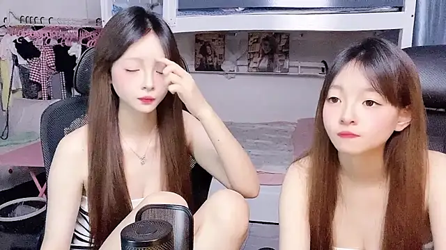 xiaoqiao-daqiao online show from April 2026 01:29:02 PM