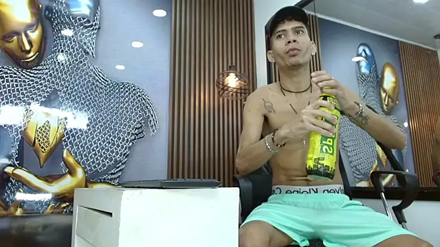 Skinny cute Alyer online show from April 2026 02:15:02 AM