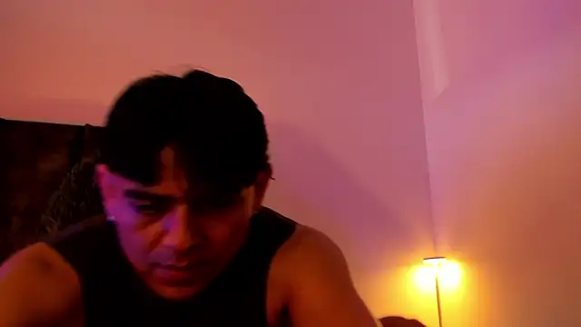 Snapshot of Bryan_Rossi chatting on April 2026 04:12:02 PM Bryan Rossi online show from April 2026 04:12:02 PM