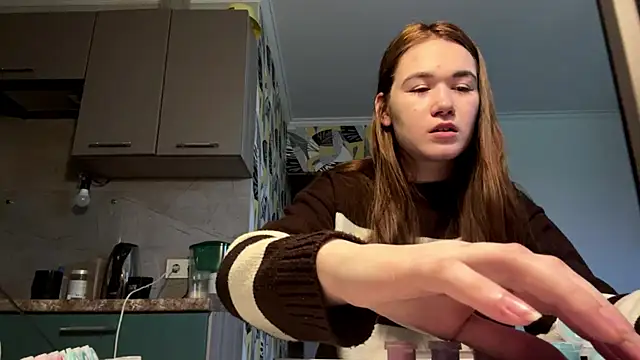 ValiriaX online show from April 2026 01:27:02 PM