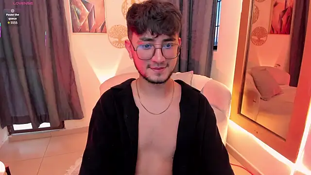 Dante Rushx online show from July 2026 08:33:02 PM