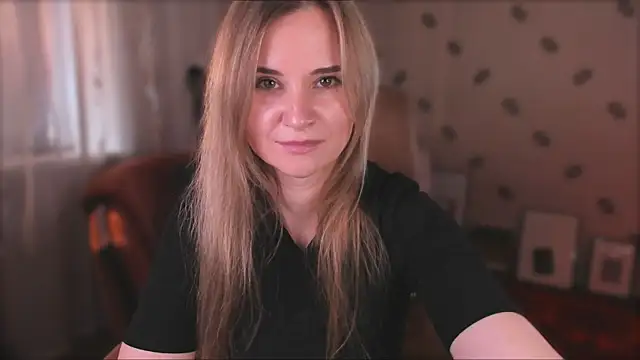 Snapshot of MiaSparkes chatting on July 2026 09:57:02 AM MiaSparkes online show from July 2026 09:57:02 AM