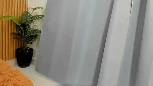 magical muse122 online show from April 2026 07:18:01 PM