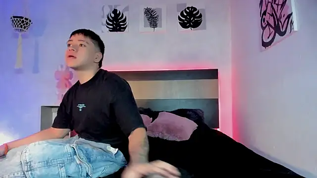 kai lana online show from April 2026 02:33:01 AM