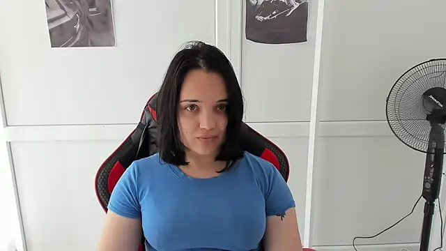 Snapshot of Caroline_cutte chatting on June 2026 09:56:02 AM Caroline cutte online show from June 2026 09:56:02 AM