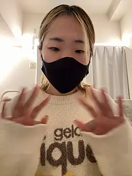 MITUKI0707 online show from April 2026 01:01:02 PM