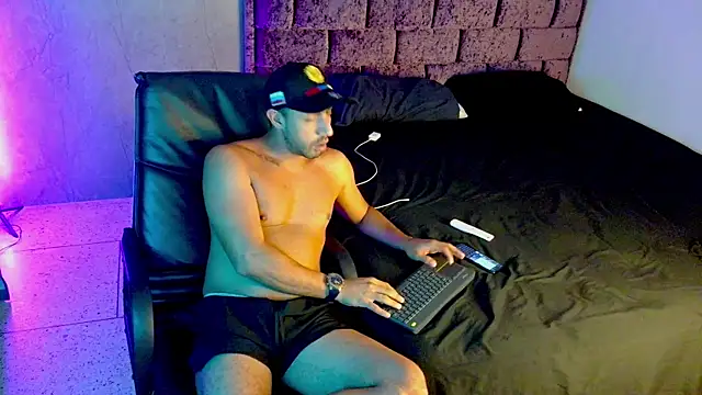 Habibis club online show from July 2026 08:37:01 PM