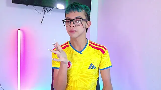 Apolo Prince1 online show from June 2026 10:00:02 PM