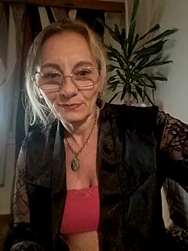 Blond lady czech online show from April 2026 07:58:01 PM