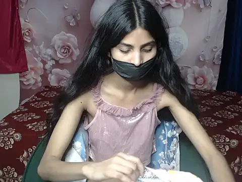 Snapshot of Ada-19 chatting on May 2026 05:02:02 AM Ada-19 online show from May 2026 05:02:02 AM